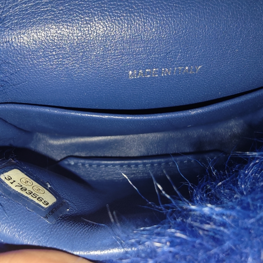 Chanel Shearling Card Wallet - Picture 8 of 8